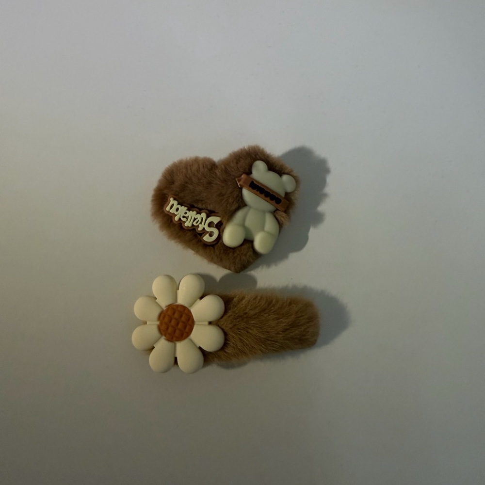 hair clips